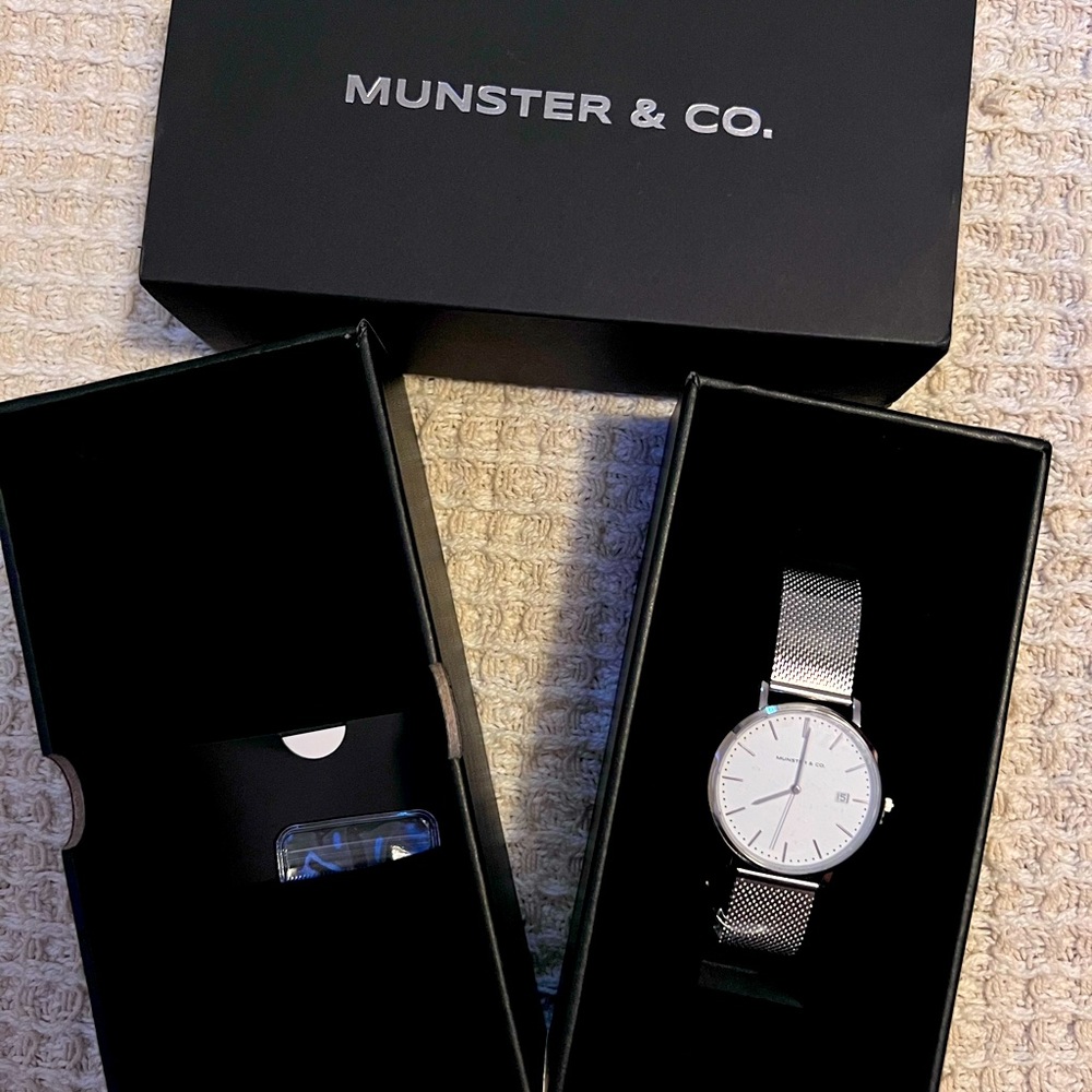 NWT Munster & Co watch